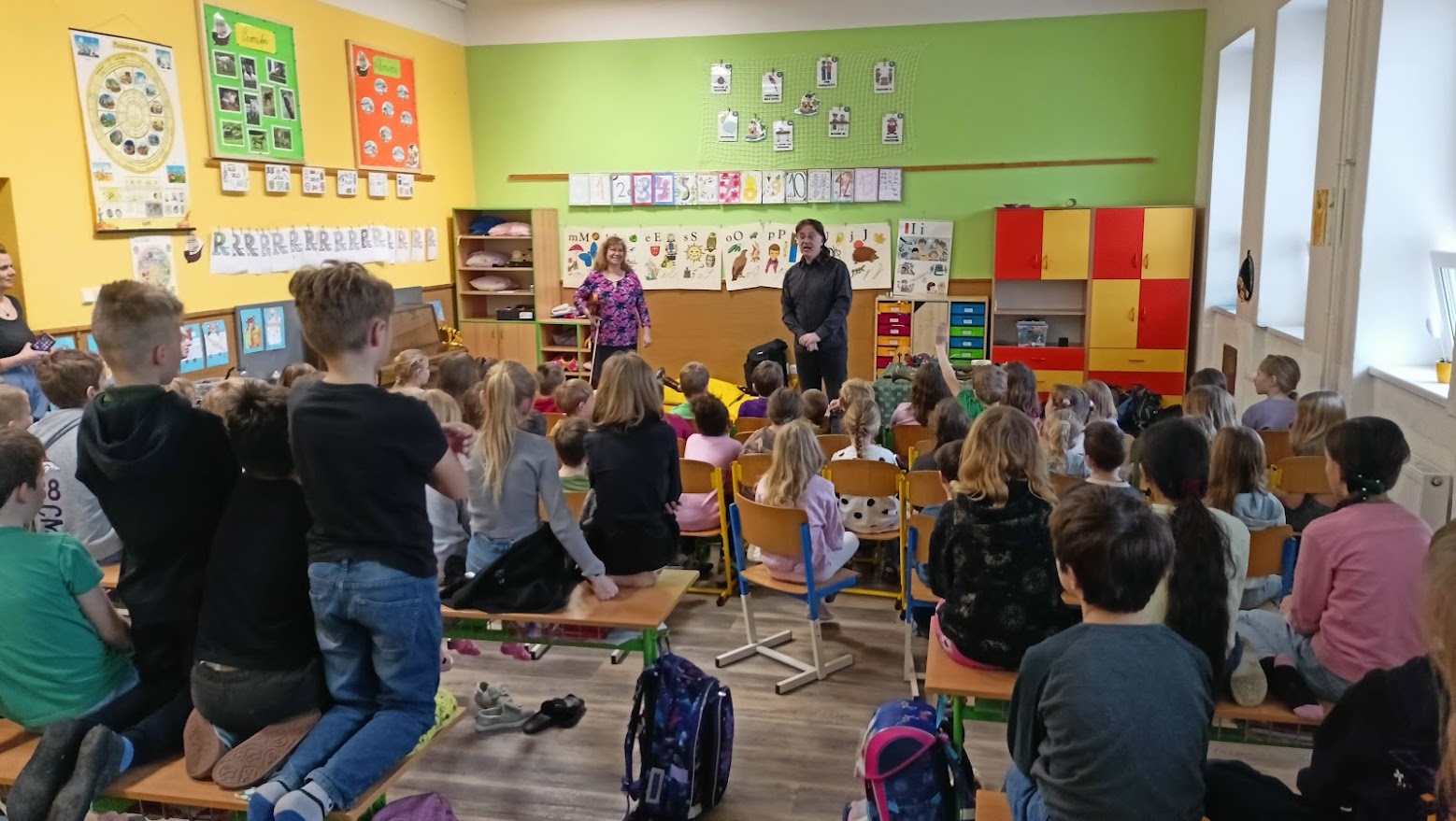 Cestování a hudební program s panem Kocůrkem